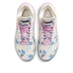 Nike LeBron 18 - Traction Exceptionnelle sur Tous Types de Parquet